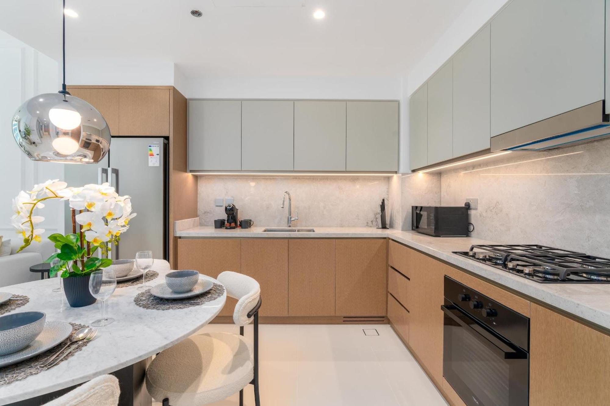 Apartment Isle 2br - Private & Sea View - Cityapartmentstay *