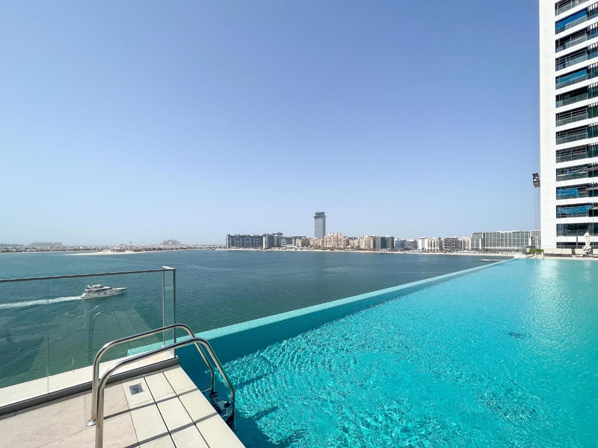 Isle 2br - Private & Sea View - Cityapartmentstay